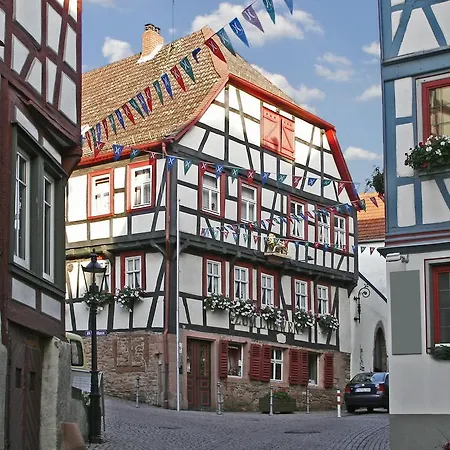 Inn Gasthaus Zum Lowen *